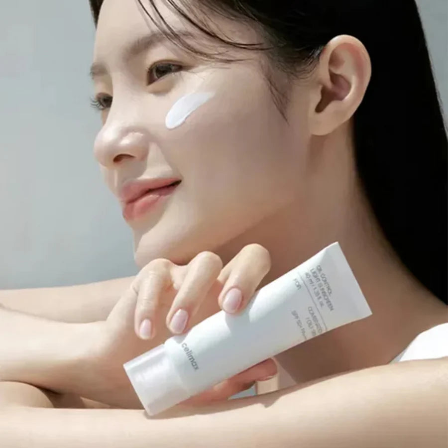Oil Control Light Sunscreen SPF 50+ PA++++ [40ml]